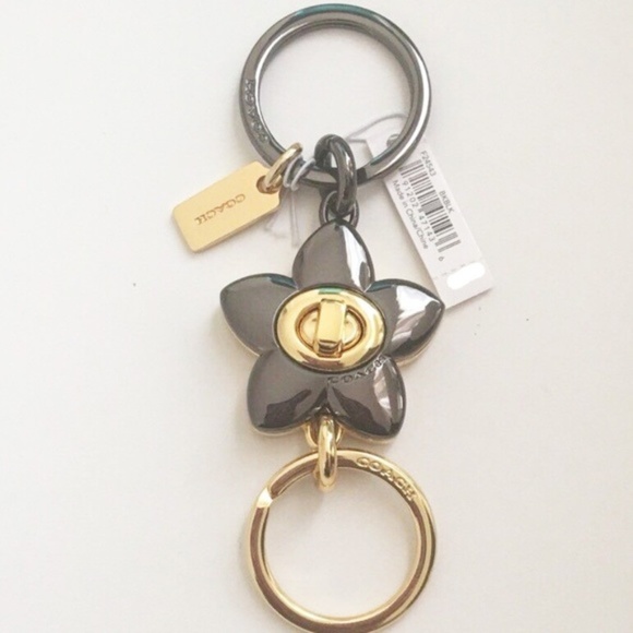 Coach Accessories - Coach Flower Turn lock Black Gold Valet Keychain